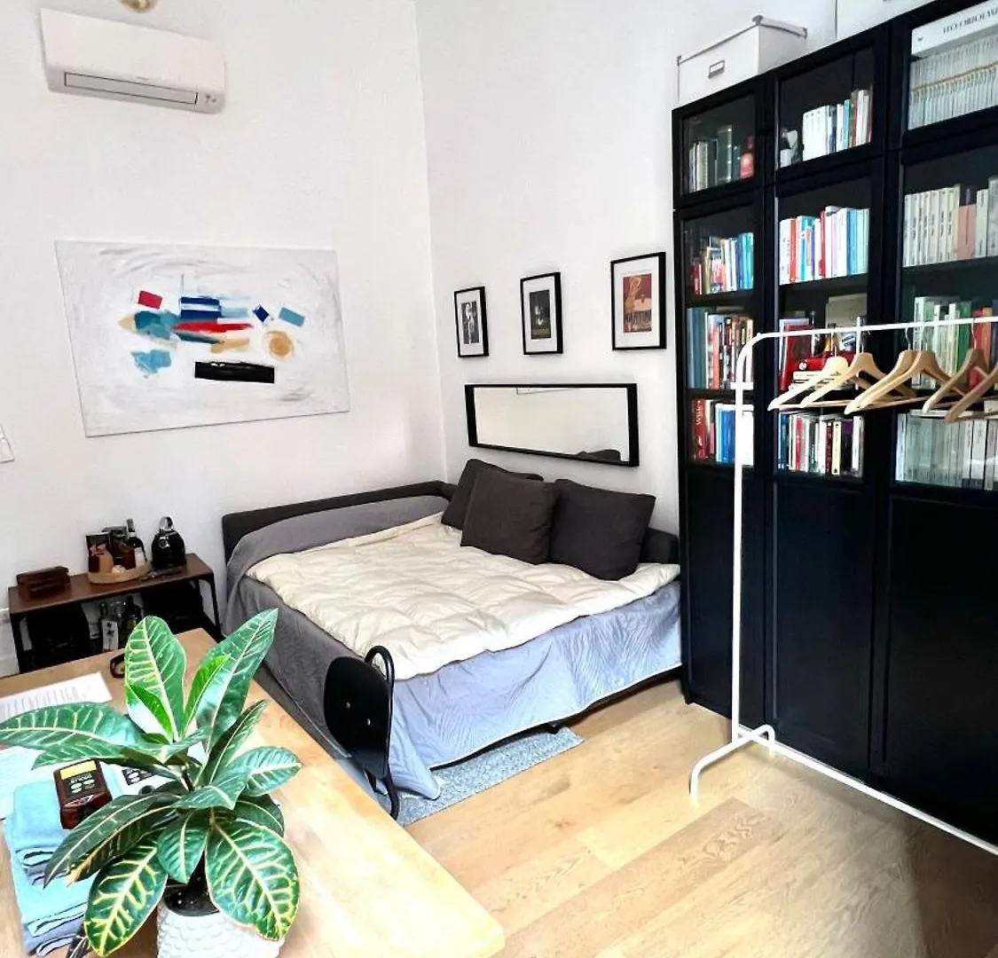 Stanza Xl In Zona Centrale Roma Italia